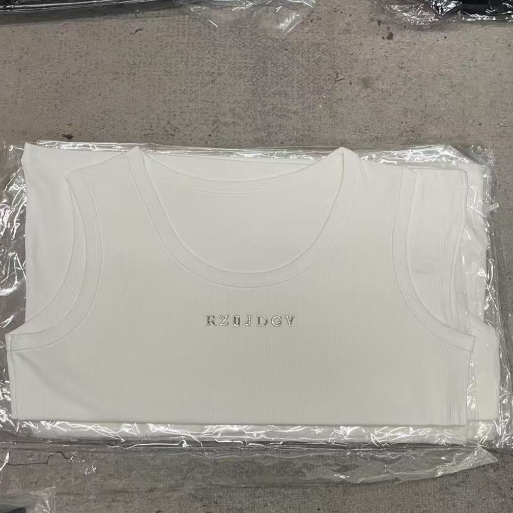 茹茹时装大版背心