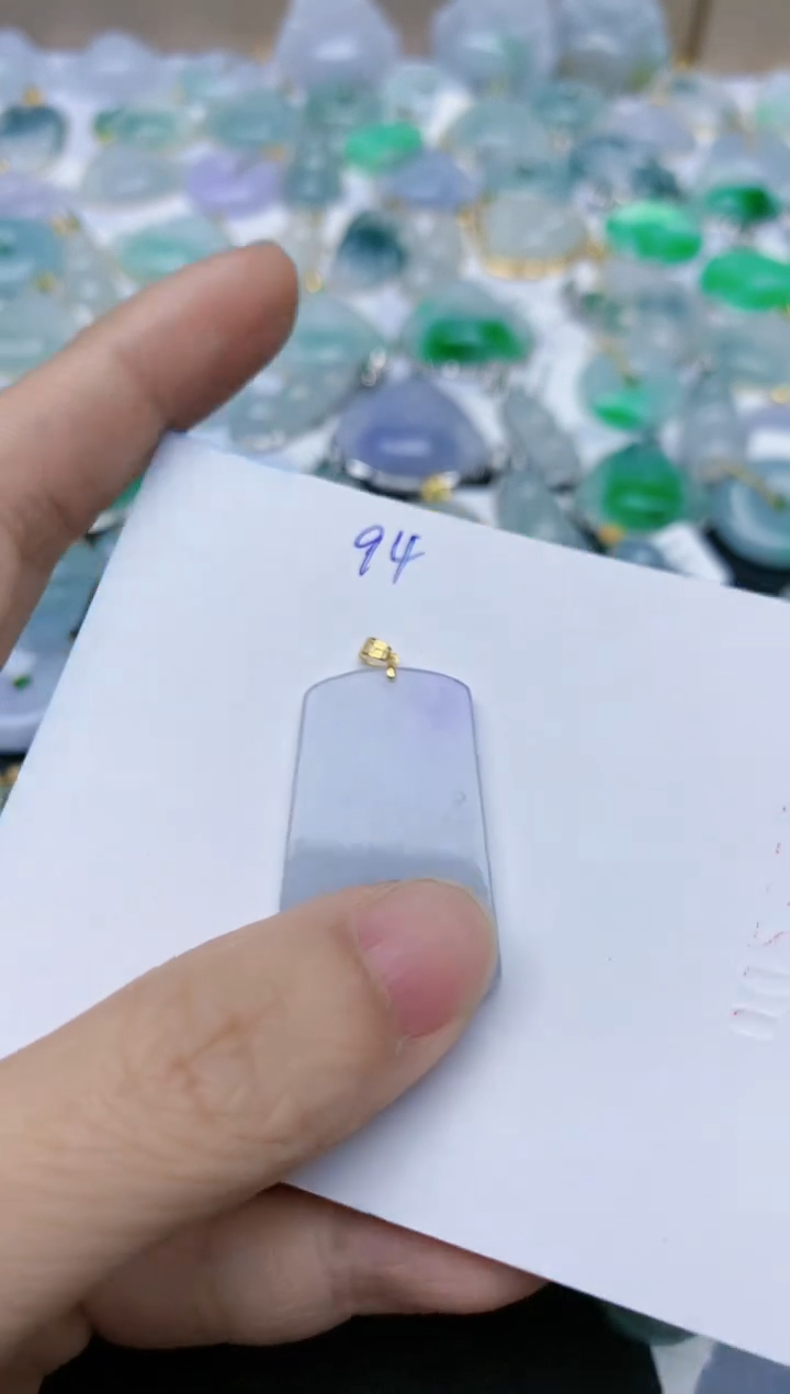 【闪购商品】翡翠颈饰18K金镶嵌天然翡翠A货    