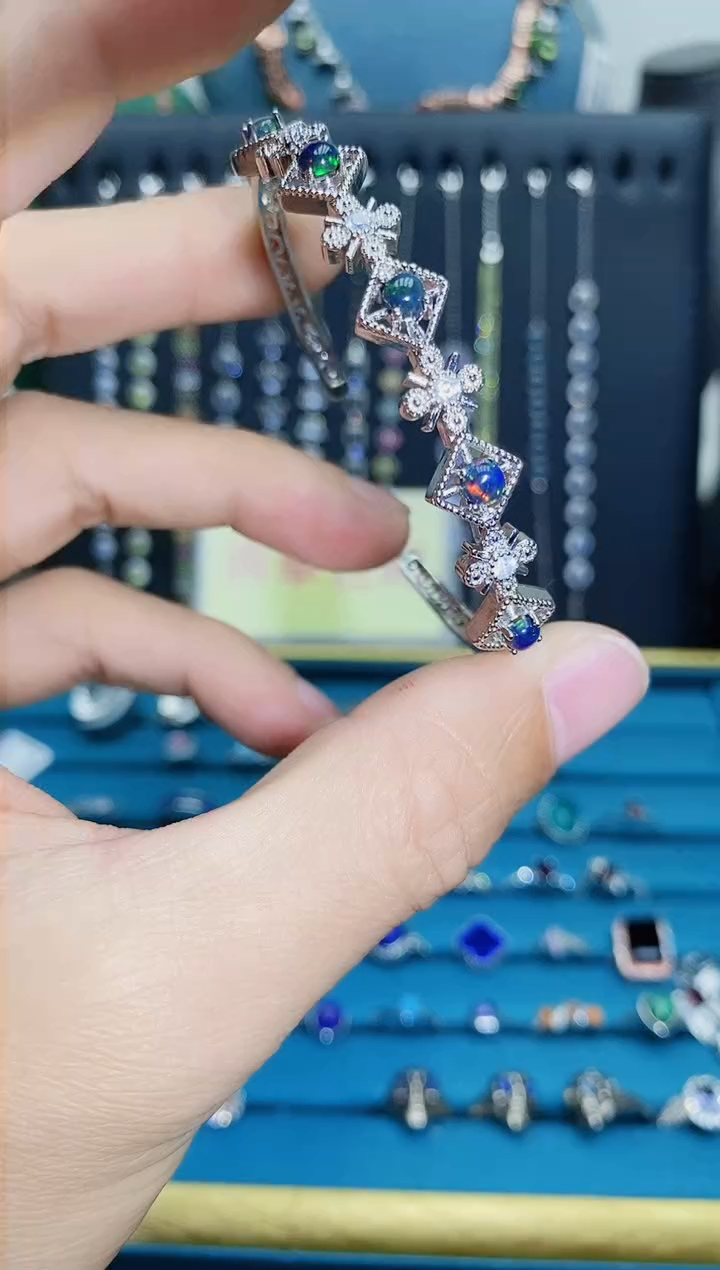 【闪购商品】欧泊手镯银S925镶嵌12121