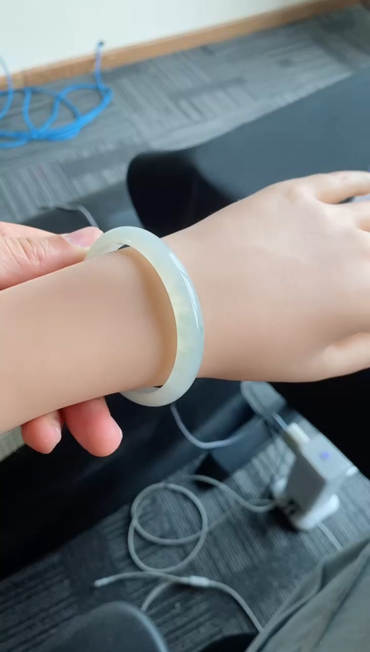 【闪购商品】翡翠手镯未镶嵌53.8*46.9*9.6*6.5