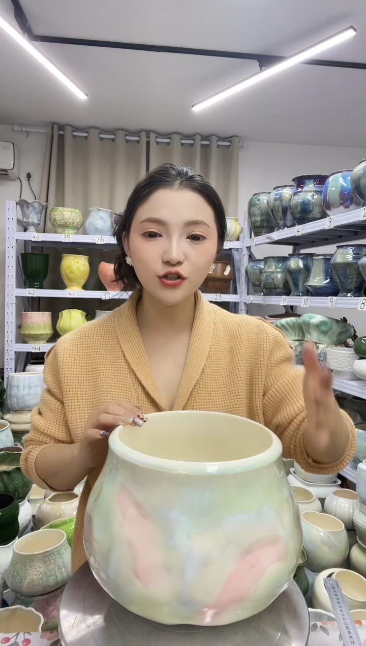 【12.1】花盆 高度：20  口径：19