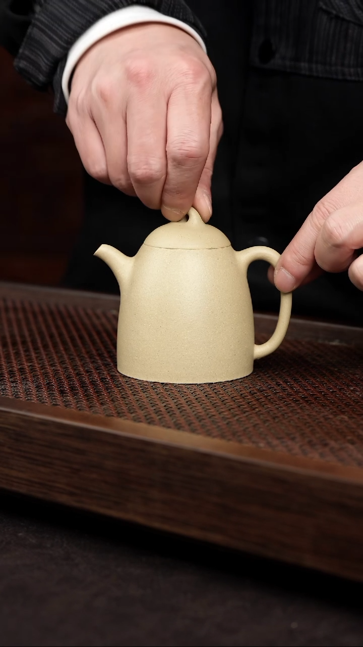 【闪购商品】紫砂茶壶本绿秦权壶