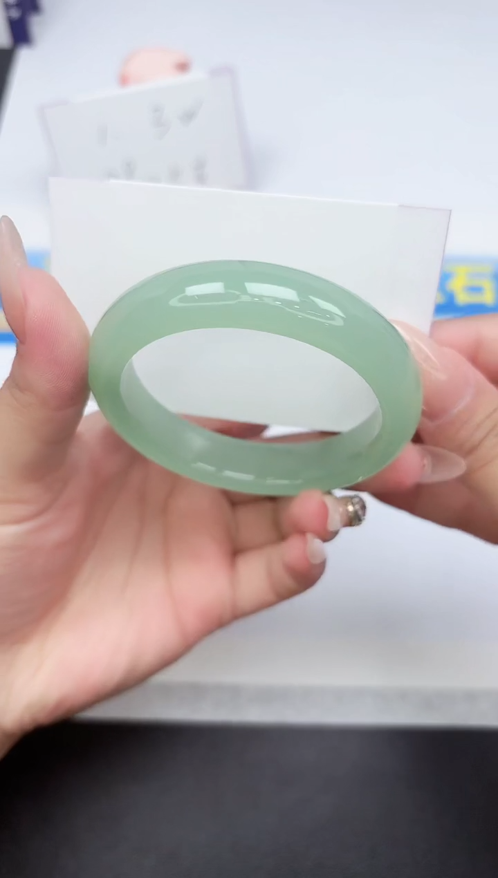 石英质玉手镯未镶嵌166-56.3