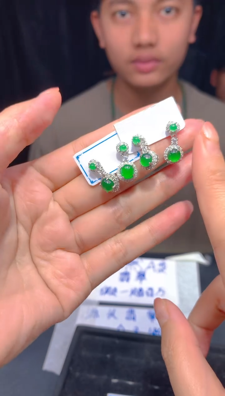 【闪购商品】定制翡翠未镶嵌27多样性发货（发其一）