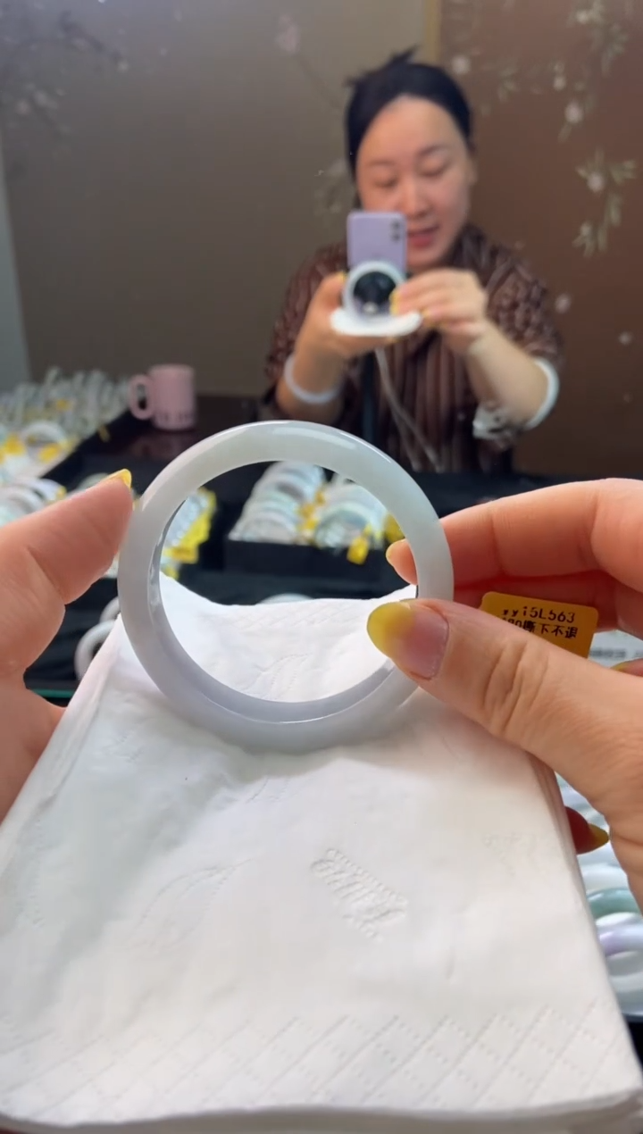 未镶嵌手镯翡翠56.3圈口d