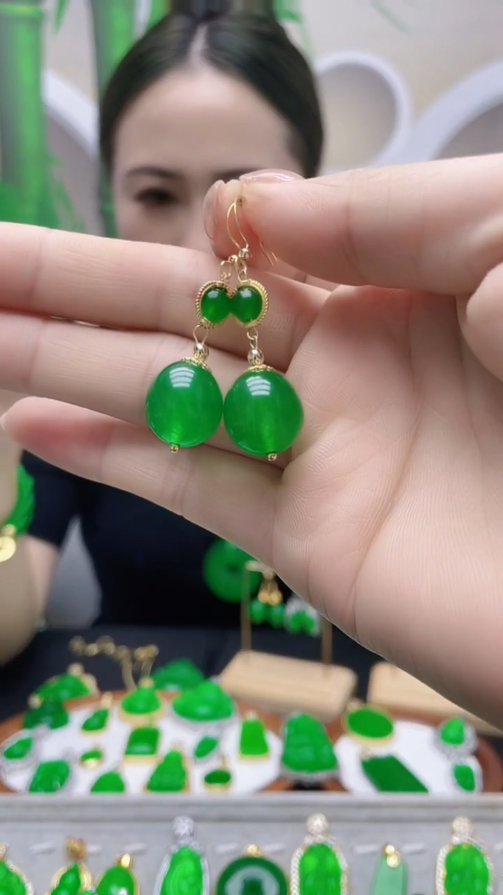 14K金镶嵌翡翠耳饰A108