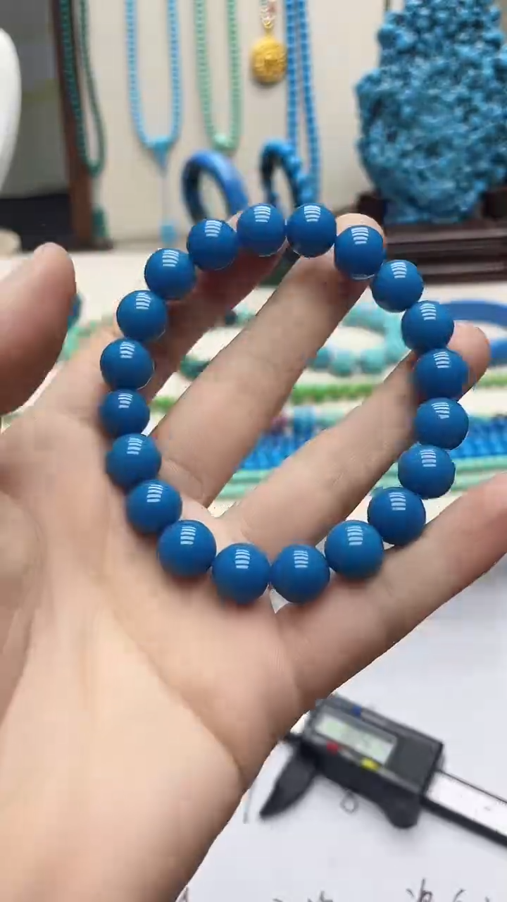 珍藏特色绿色高瓷