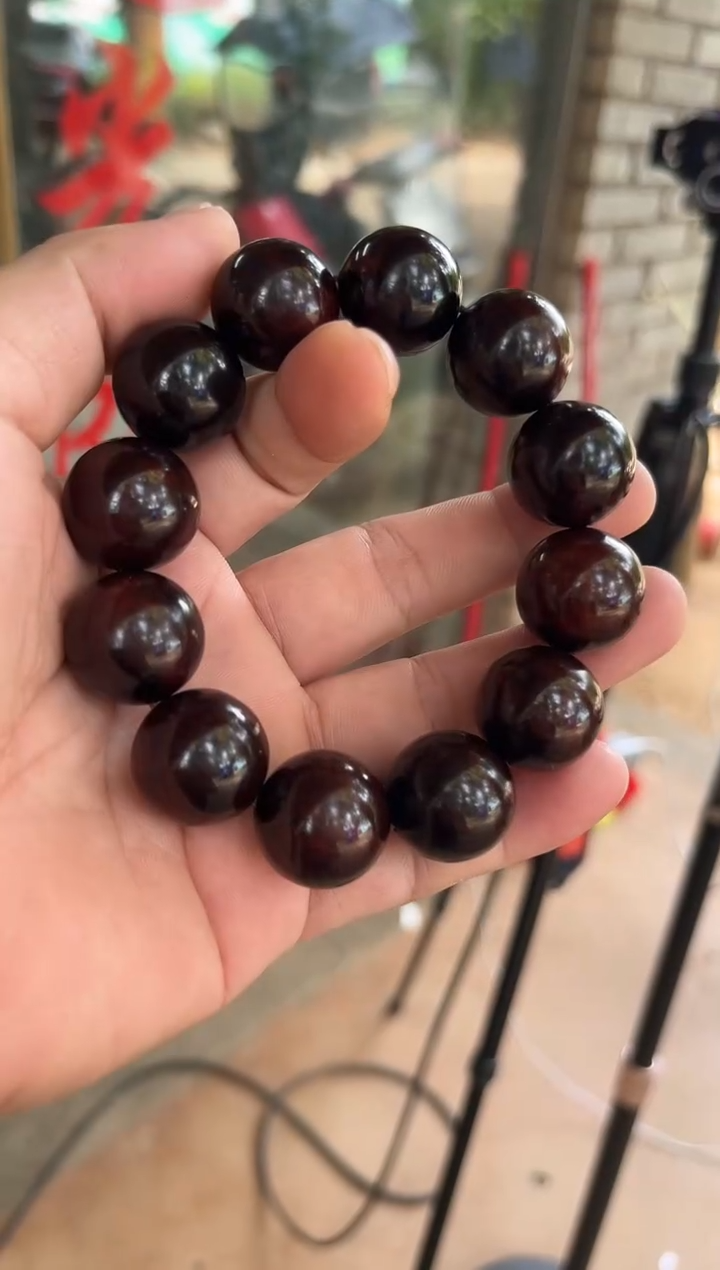 黄花梨/降香黄檀海南黄花梨霸王岭矿区石缝料2.0手串（61克左右）