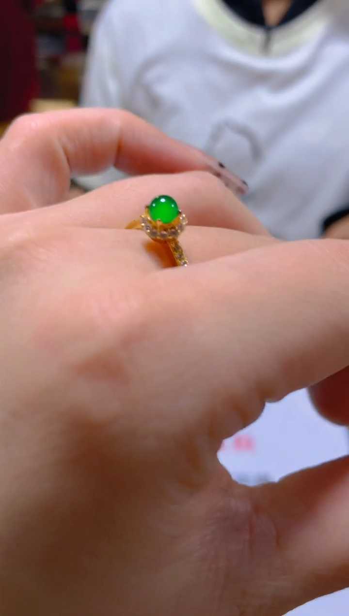 未镶嵌戒指翡翠多样性发一