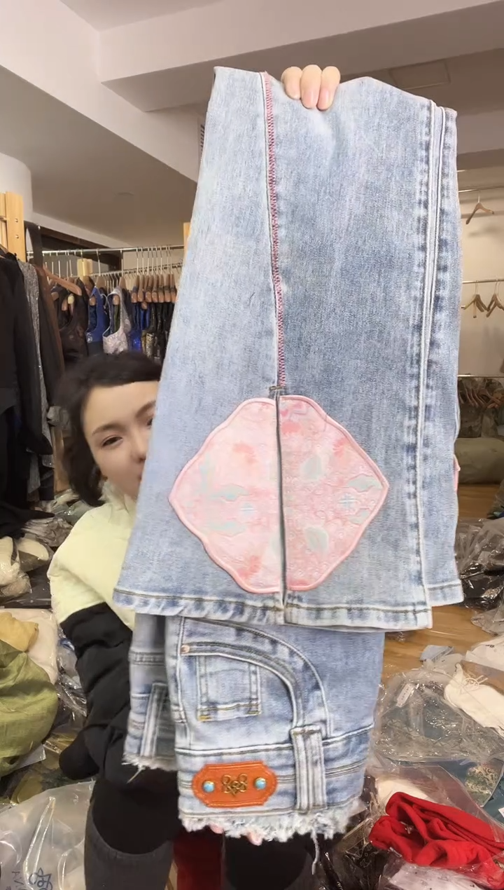 S码         95斤  牛仔裤