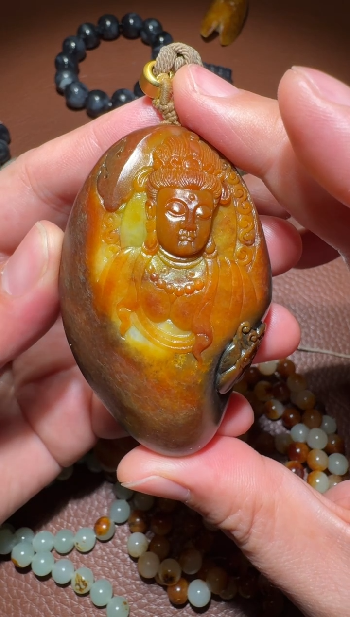 未镶嵌和田玉挂件和田玉