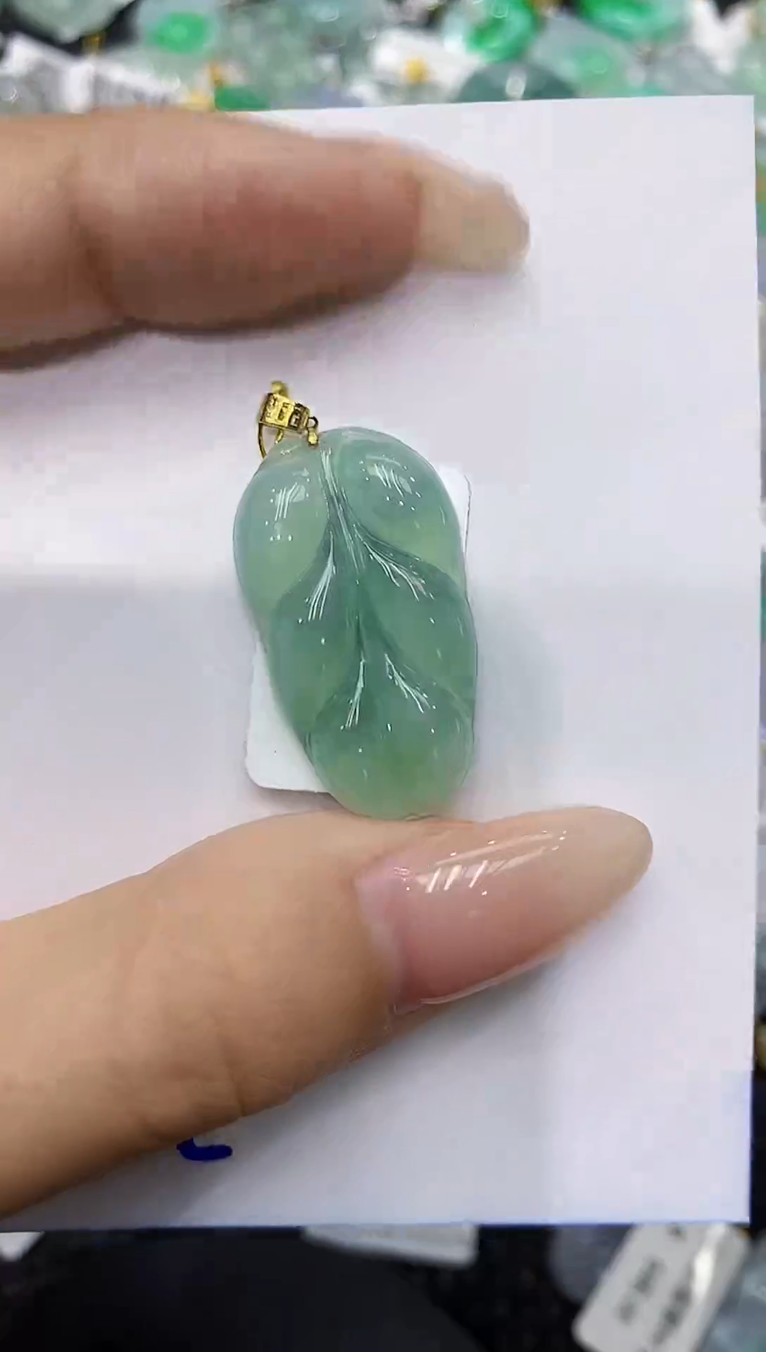 翡翠18K金镶嵌颈饰111111111111