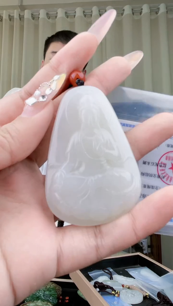 【闪购商品】和田玉挂件未镶嵌拍一发一，多样性发货！