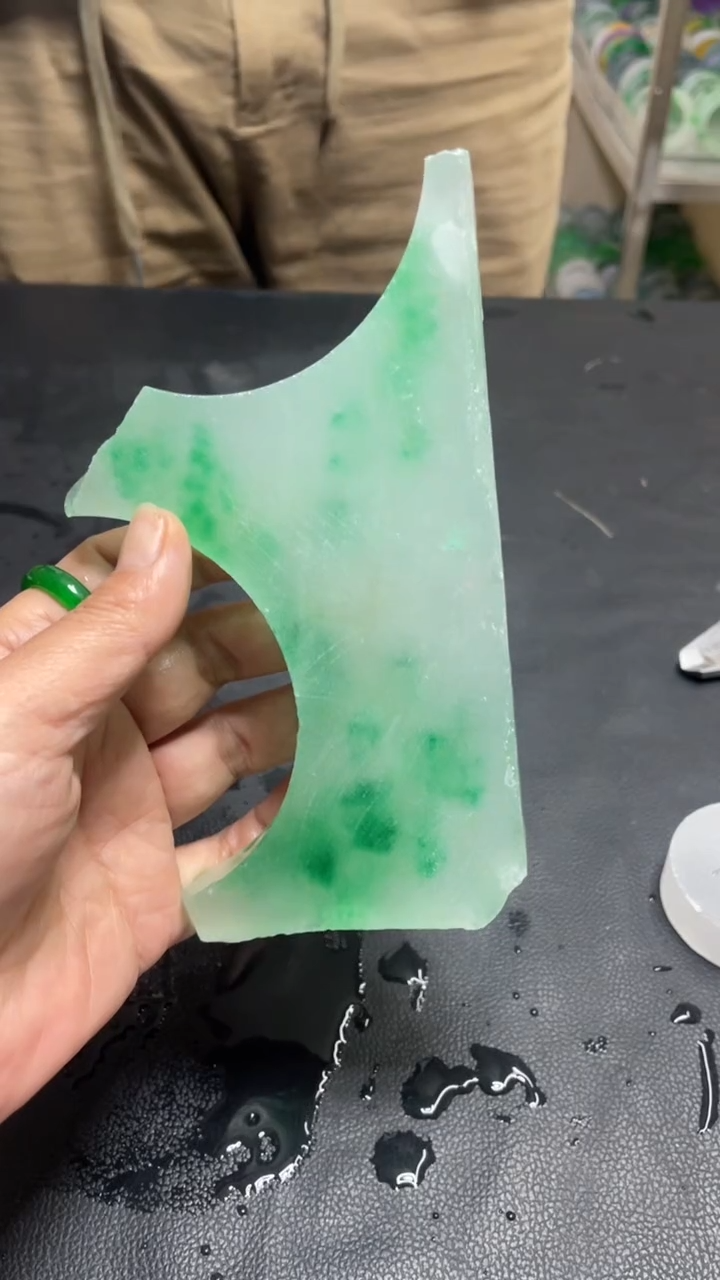 玉冰飘花边角毛坯