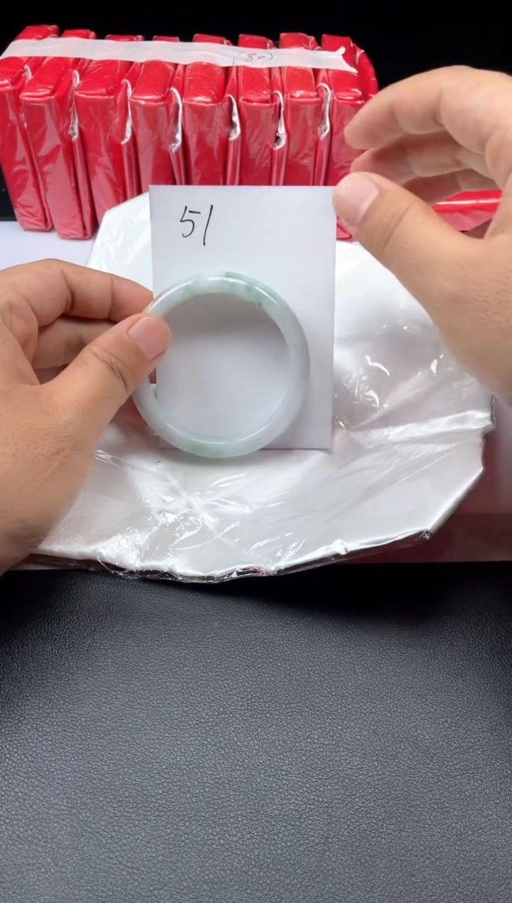 翡翠手镯未镶嵌翡翠手镯未镶嵌 未镶嵌天然缅甸A货翡翠