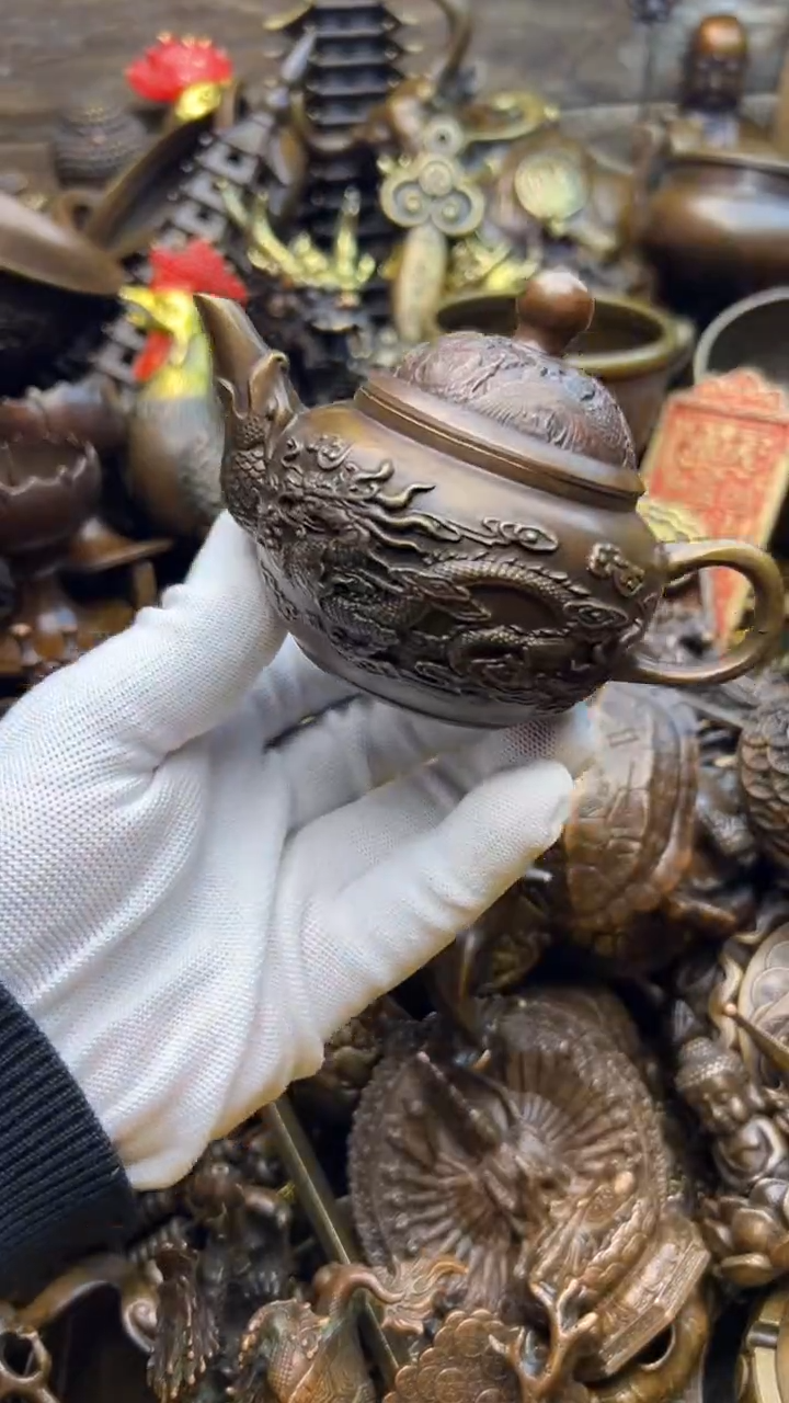 精美铜器，点击下单