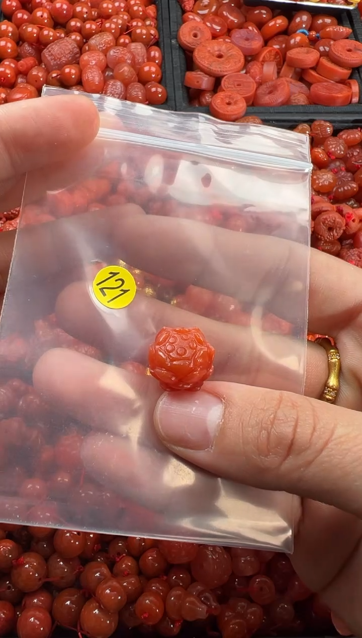 【闪购商品】南红玛瑙颈饰未镶嵌1