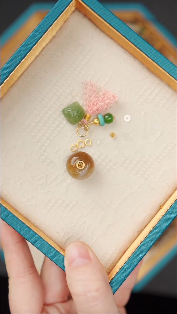 吊坠(不含链)18K金镶嵌和田玉时***✨配件