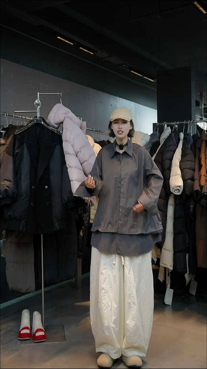 灰色衬衣灰色衬衣