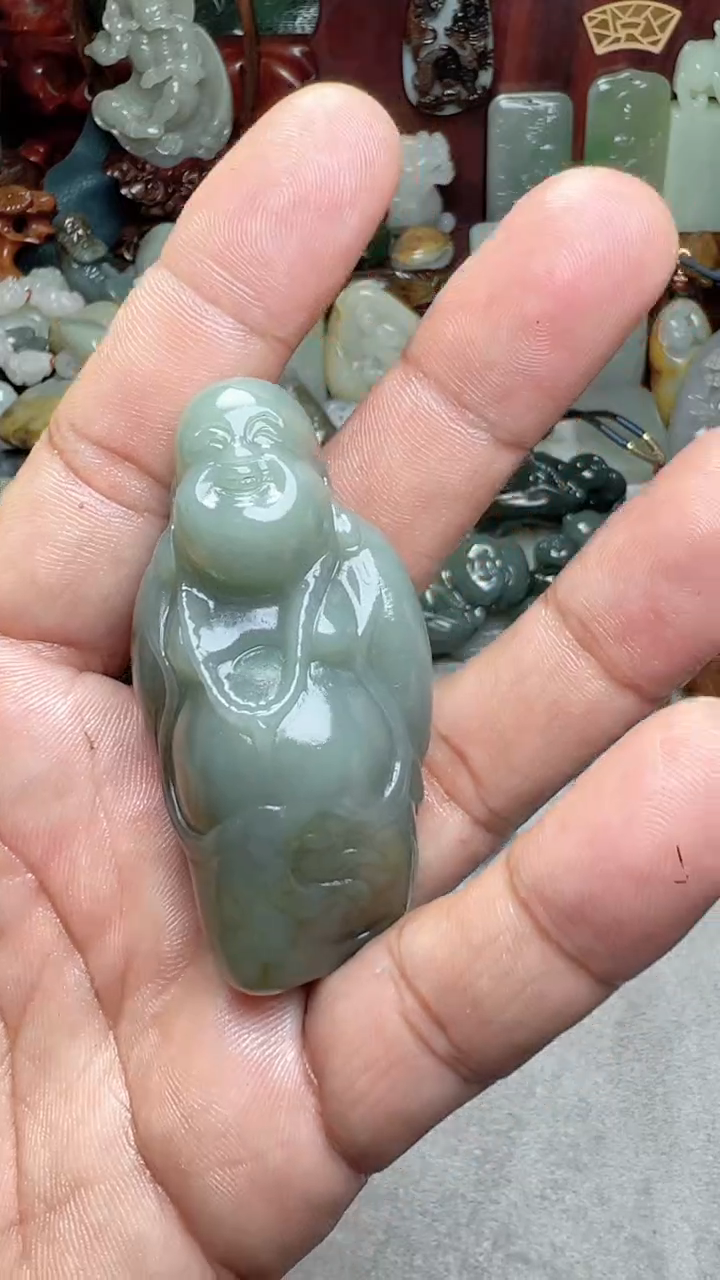 和田玉未镶嵌把件-