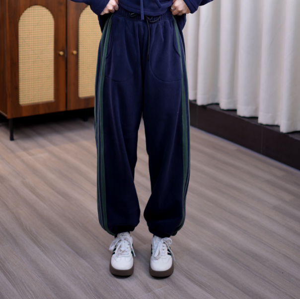 【百搭神裤】冬季新款宽松加绒加厚侧拼条休闲百搭保暖休闲裤女