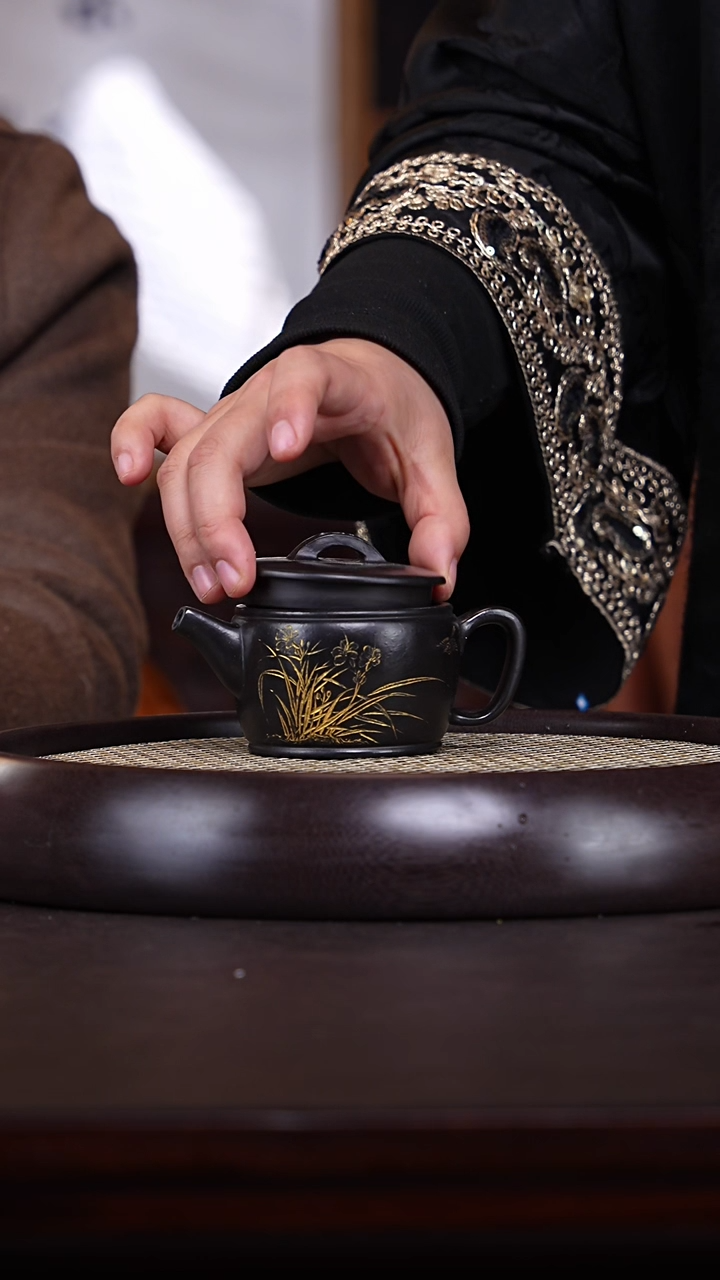 【闪购商品】紫砂茶壶储立强21-74 高黑料汉瓦