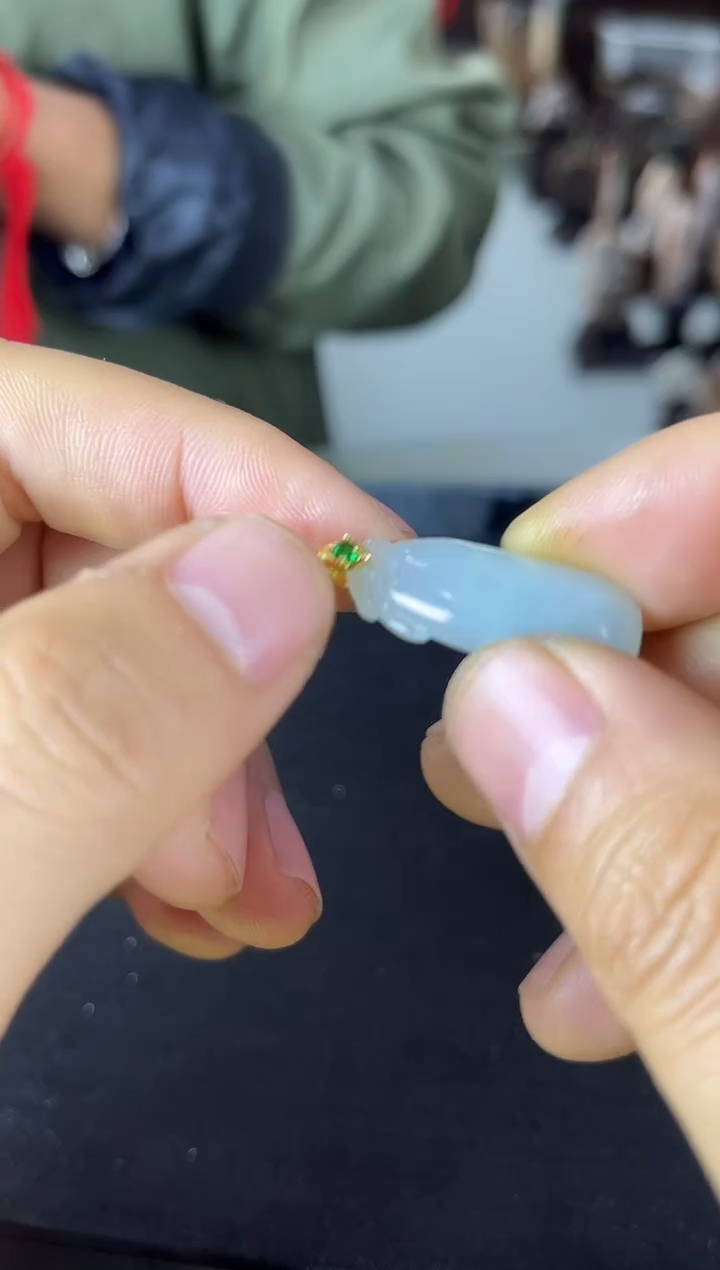 颈饰未镶嵌翡翠天然A货翡翠