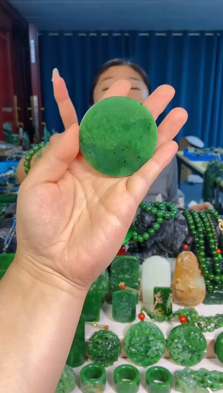 和田玉未镶嵌挂件1