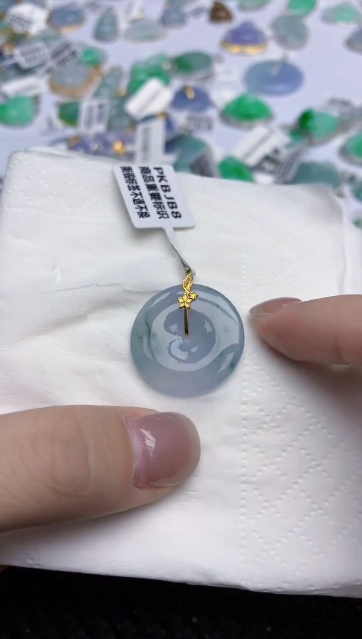 【闪购商品】翡翠颈饰18K金镶嵌天然翡翠A货