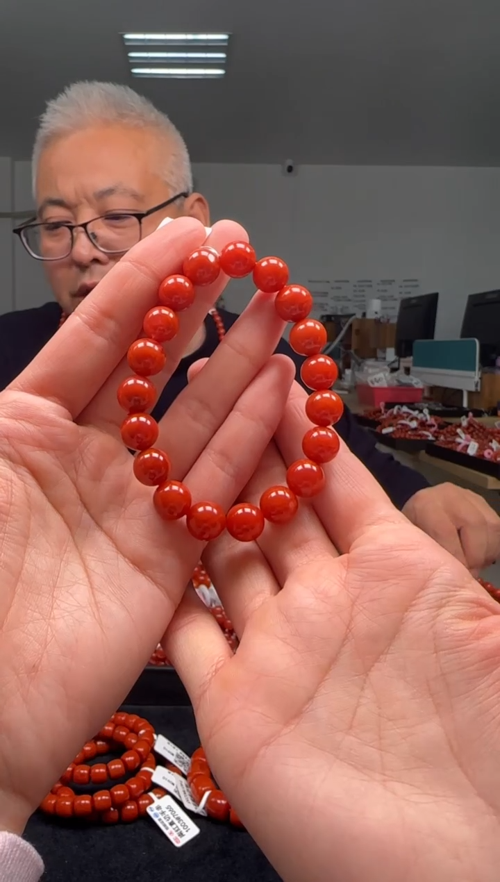 【闪购商品】南红玛瑙10mm瓦西手串圆珠未镶嵌多样性发一件