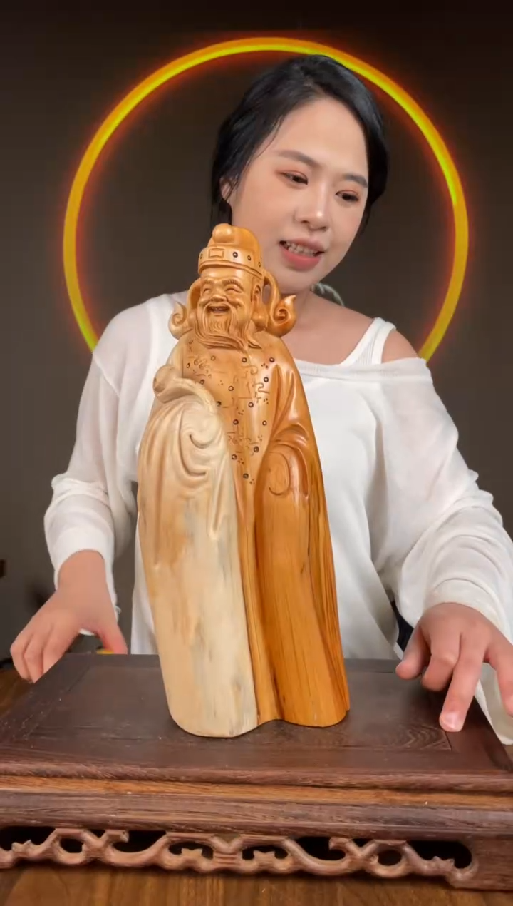 【闪购商品】柏木（崖柏）手工摆件,先抢先得!