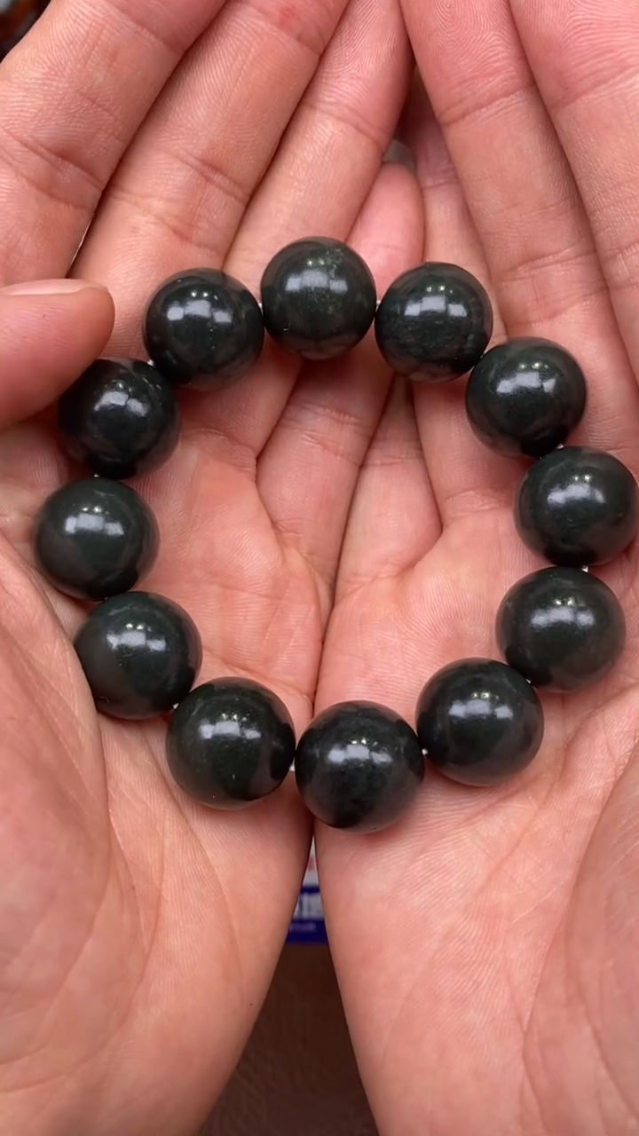 未镶嵌手串和田玉用****7和田玉