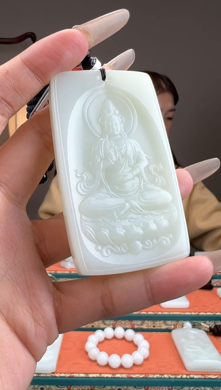 【闪购商品】和田玉颈饰未镶嵌1