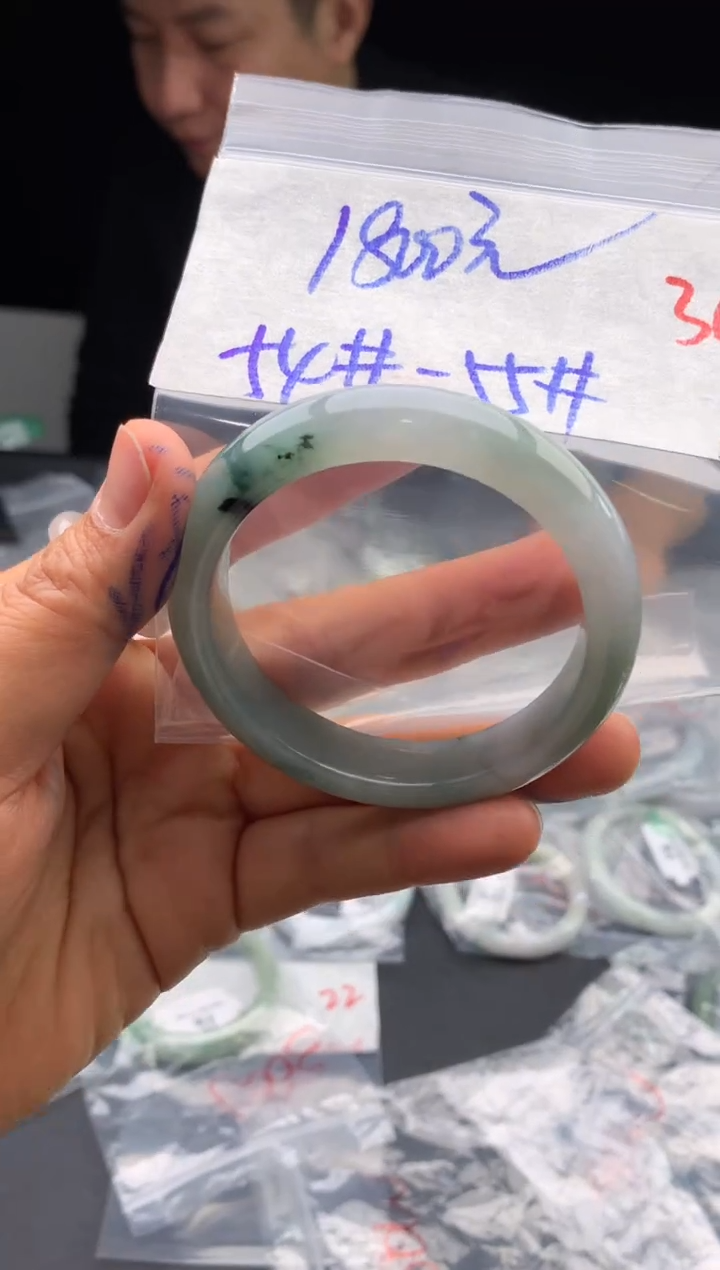 【闪购商品】定制翡翠未镶嵌毛货需精细抛光+多样性发货拍一发一
