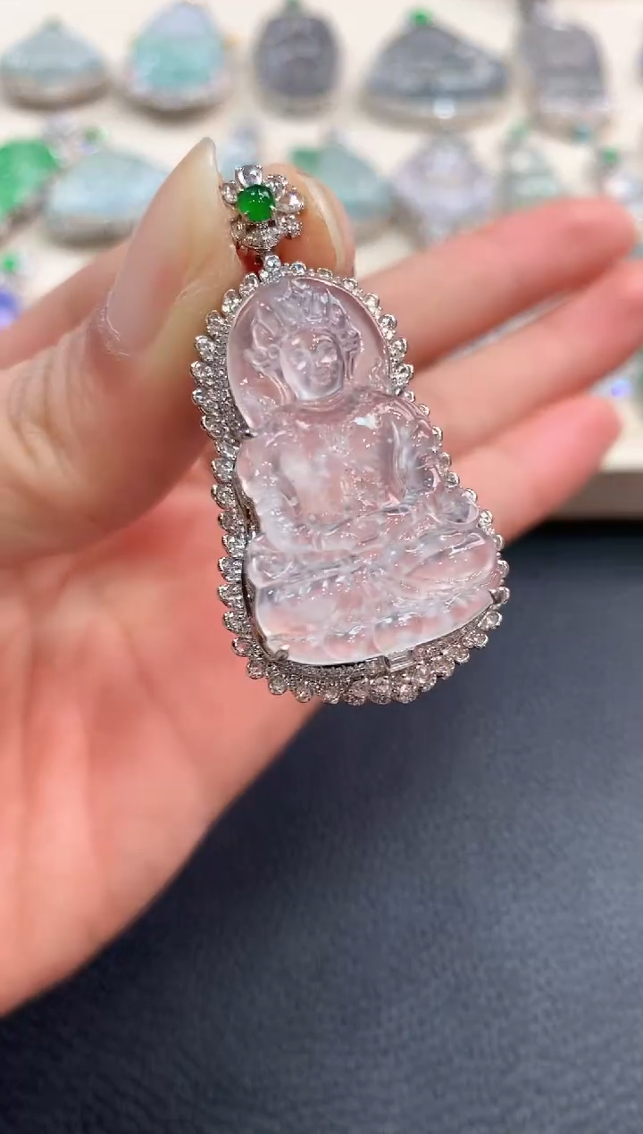 【闪购商品】翡翠吊坠(不含链)18K金镶嵌n68       