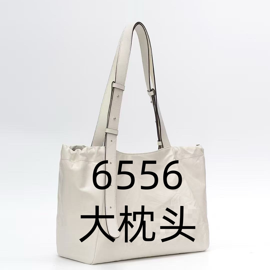 6556单肩斜挎法式大枕头24*14*18