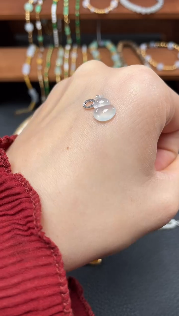 【闪购商品】翡翠吊坠(不含链)18K金镶嵌一个   JK619