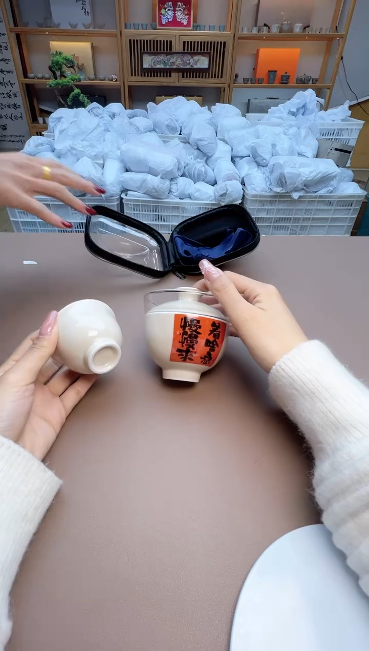 【闪购商品】摆件瓷制品S1111111111111