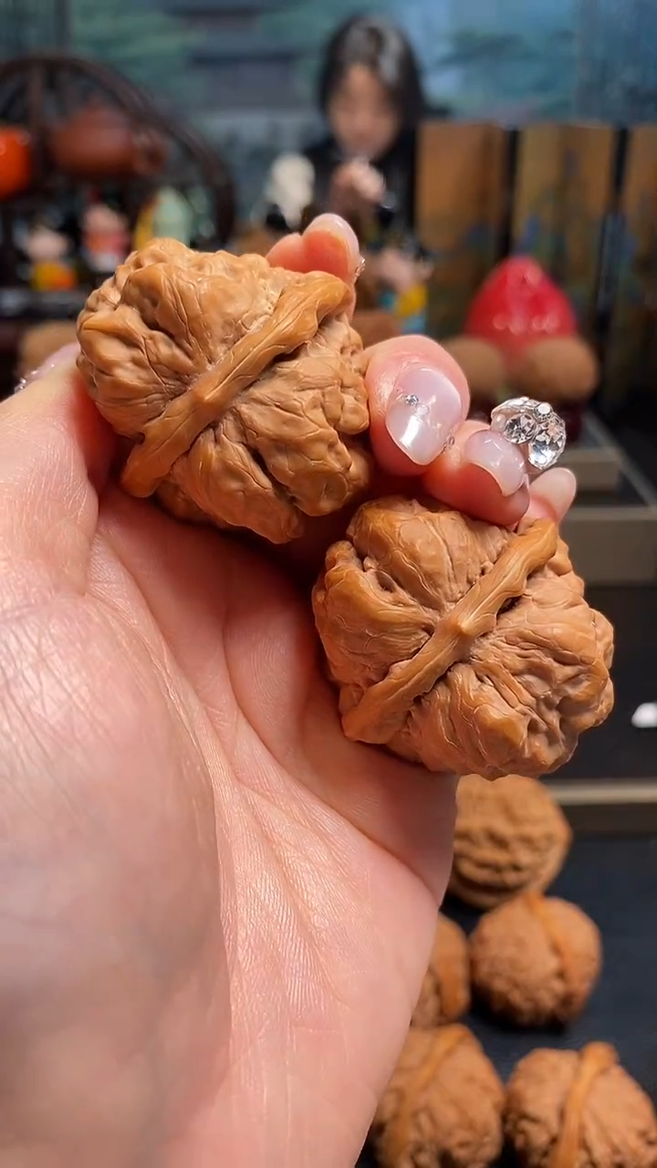 【闪购商品】文玩核桃吊坠K139蛤蟆头39