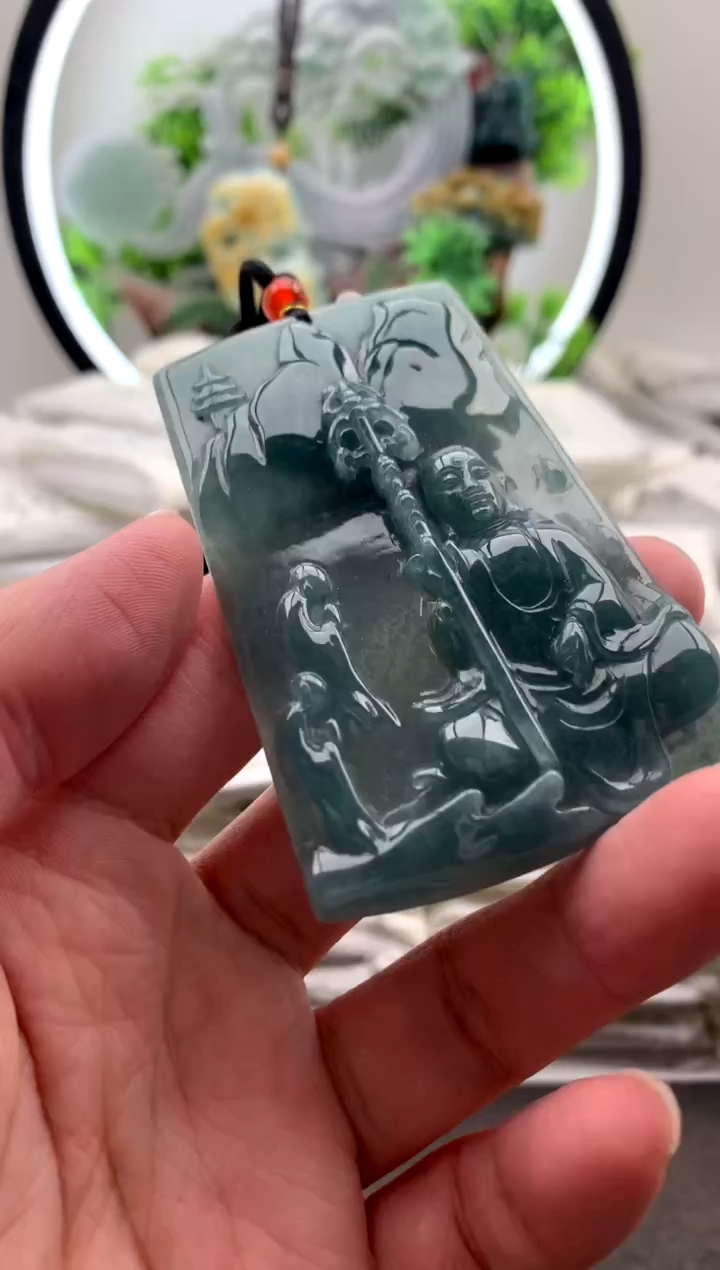 【闪购商品】翡翠颈饰未镶嵌地藏