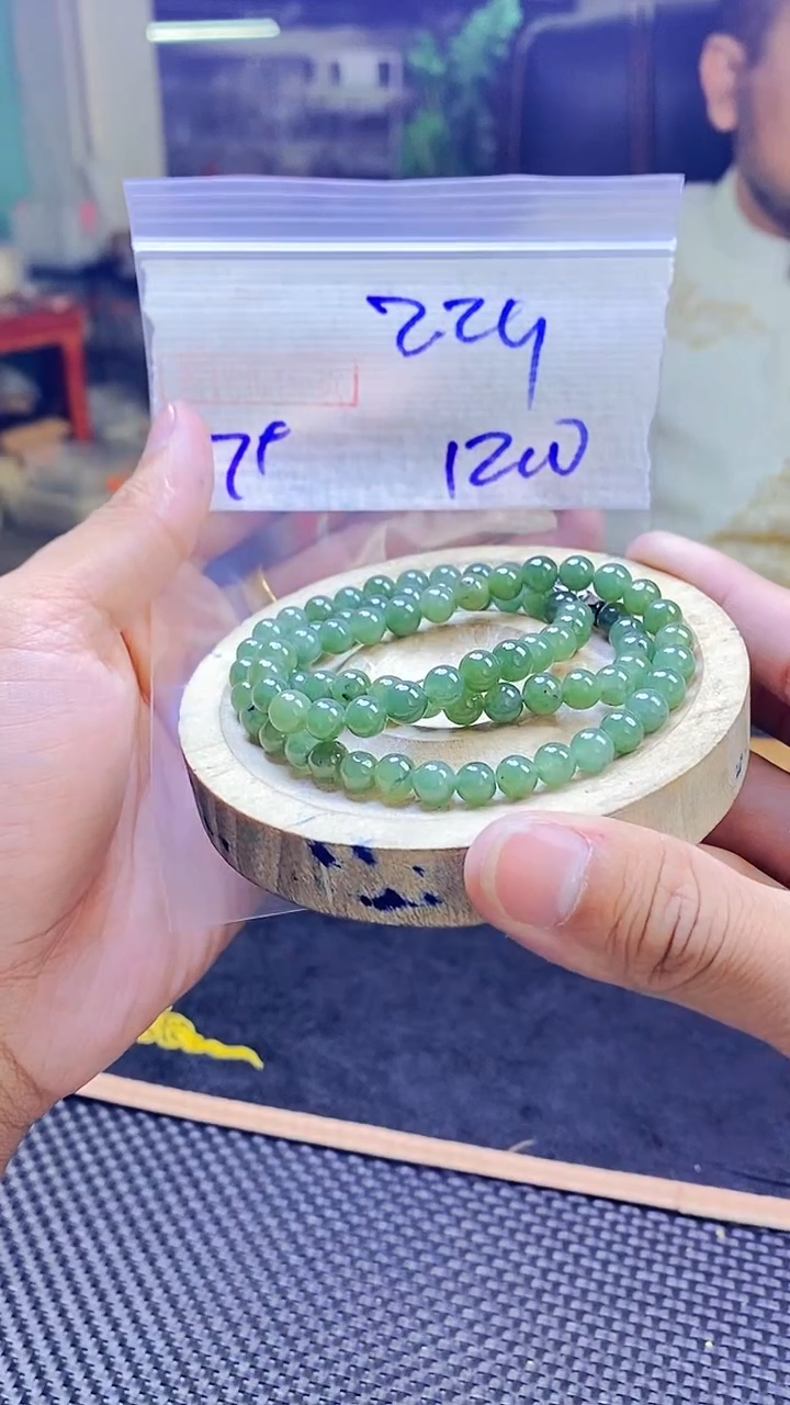 【闪购商品】定制翡翠未镶嵌纯天然缅料翡翠 多样性发货只发其一