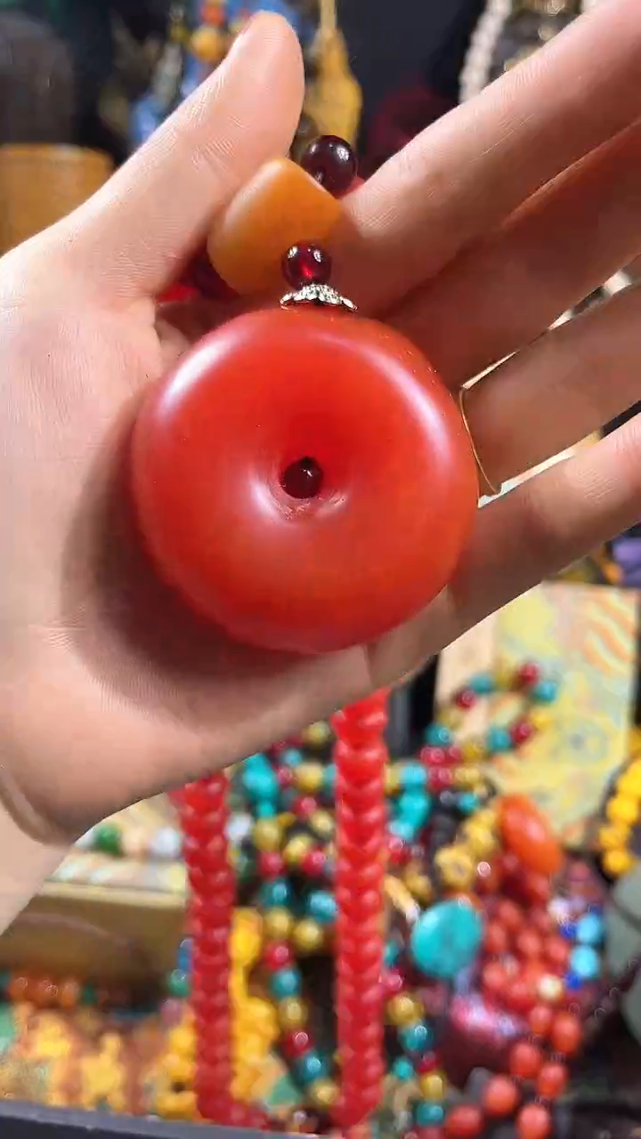 【闪购商品】蜜蜡颈饰未镶嵌【闪购商品】老蜜蜡pak