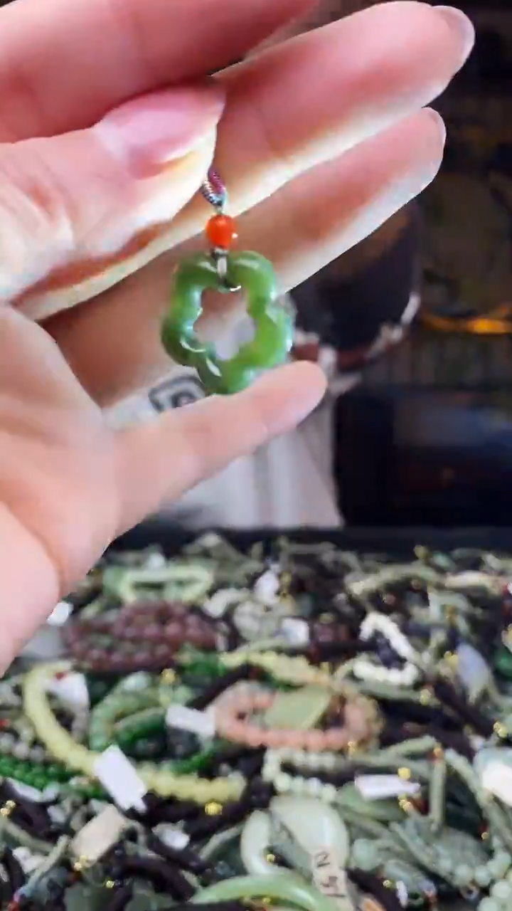 颈饰未镶嵌和田玉多样性发货，拍一发一