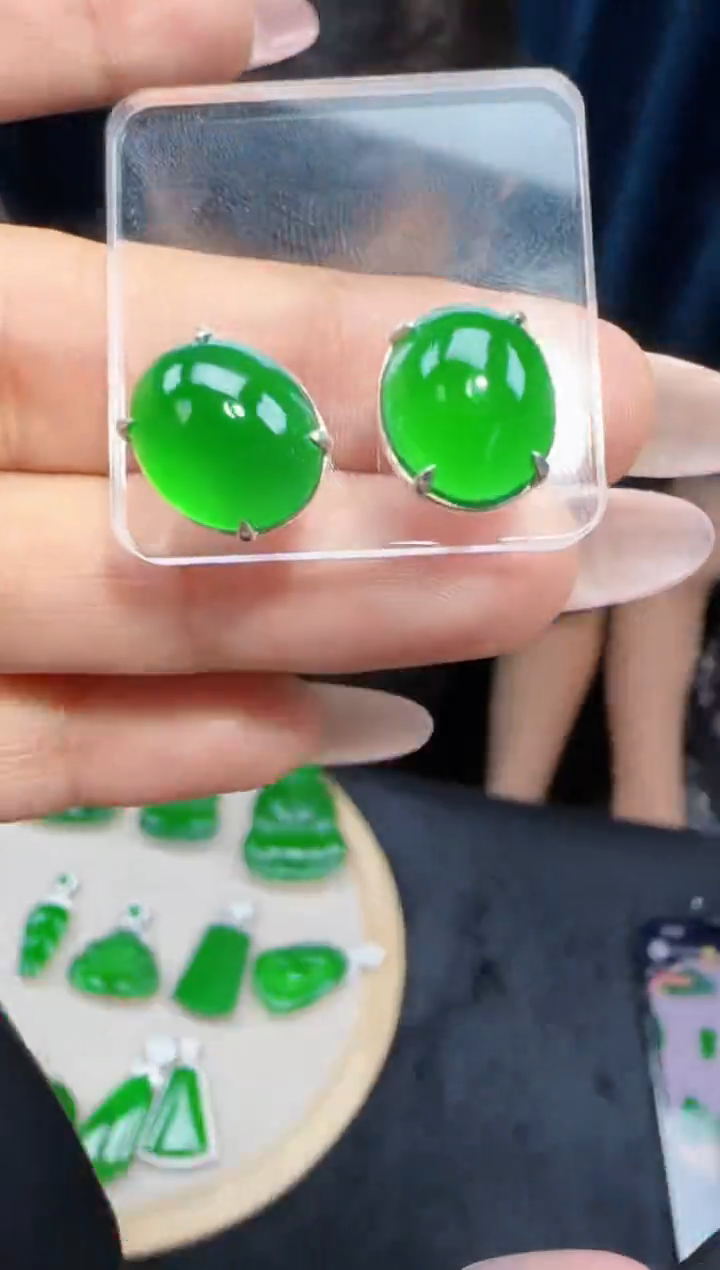 未镶嵌定制翡翠翡翠耳环246