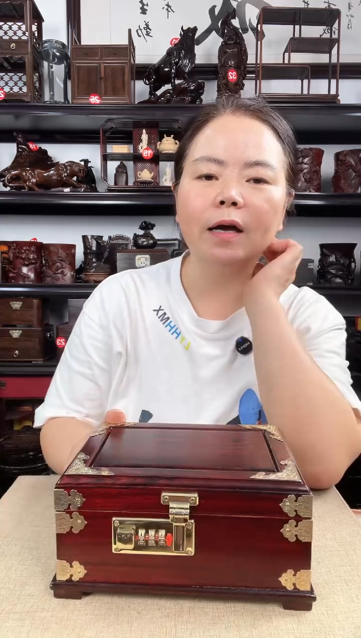 木389老李红木工艺品
