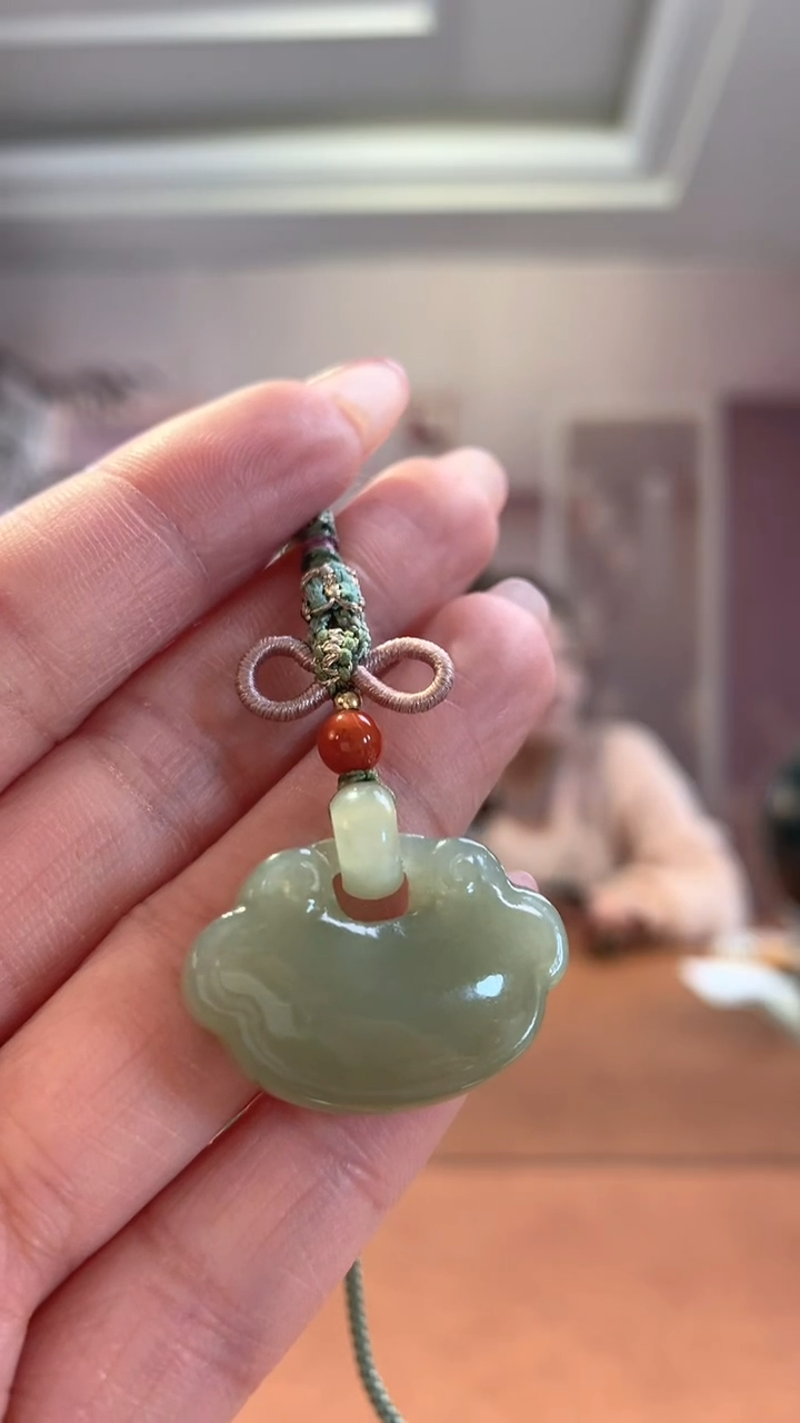 【闪购商品】和田玉挂件未镶嵌掏环如意锁