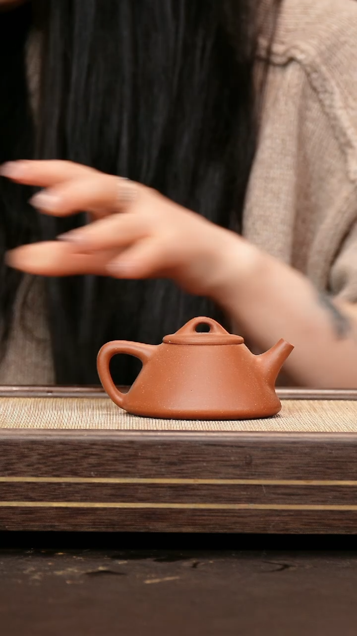 茶壶紫砂紫泥 纳底子冶