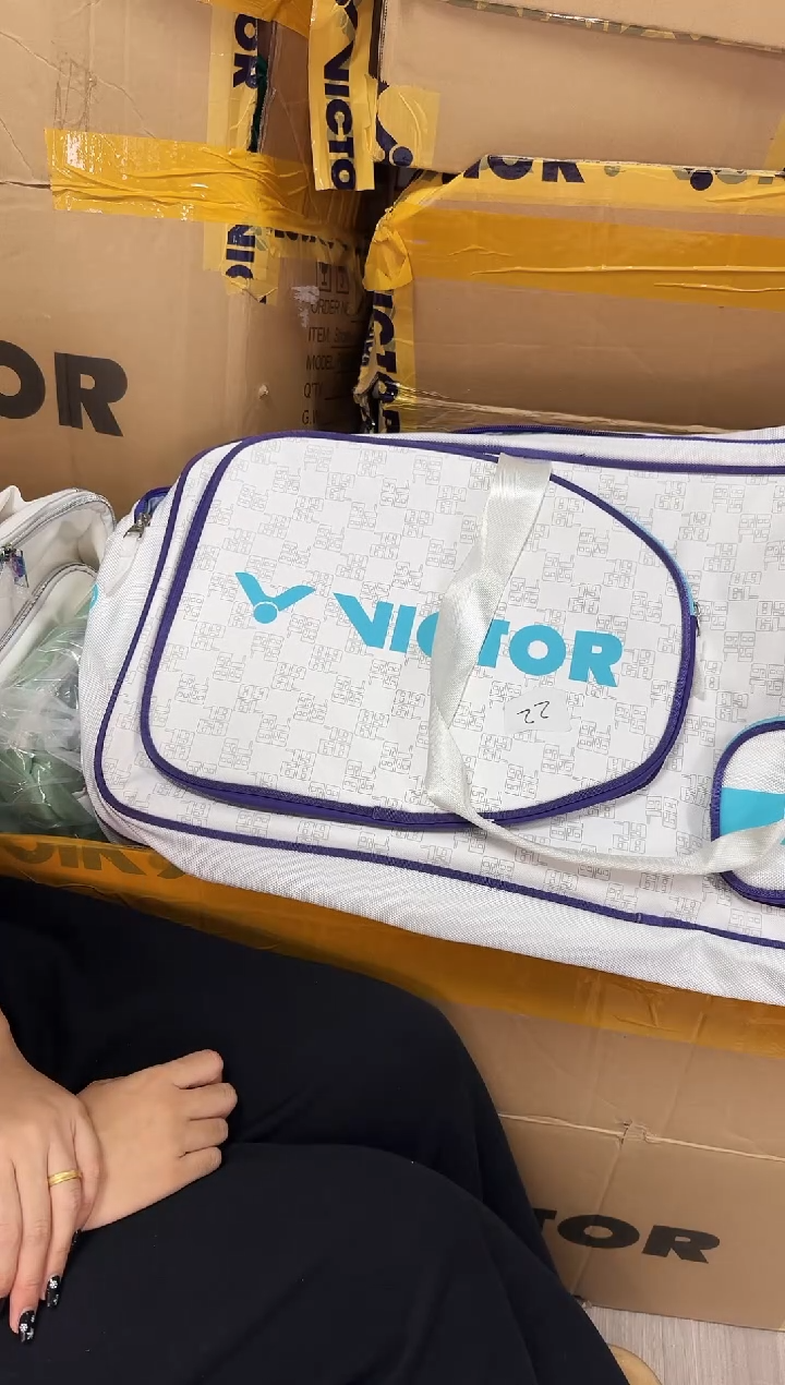 VICTOR胜利正品微瑕球拍球服护具    124