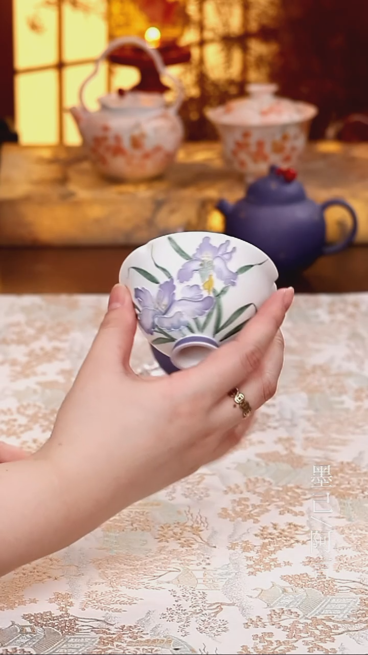 茶杯                     