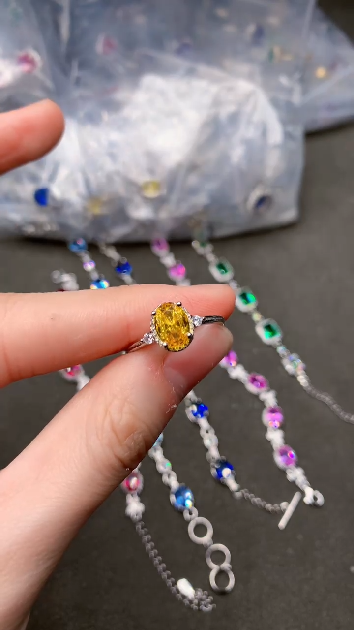 【闪购商品】彩色蓝宝石戒指银S925镶嵌........
